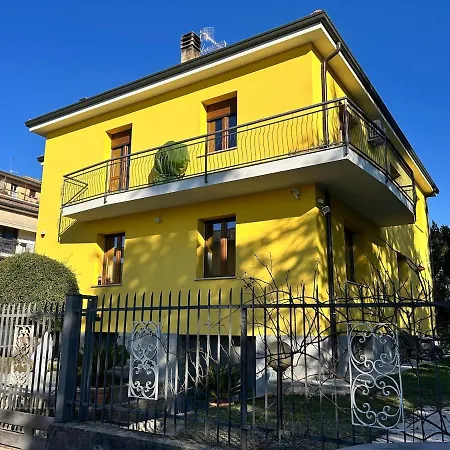 Simona Francshouse Apartman *